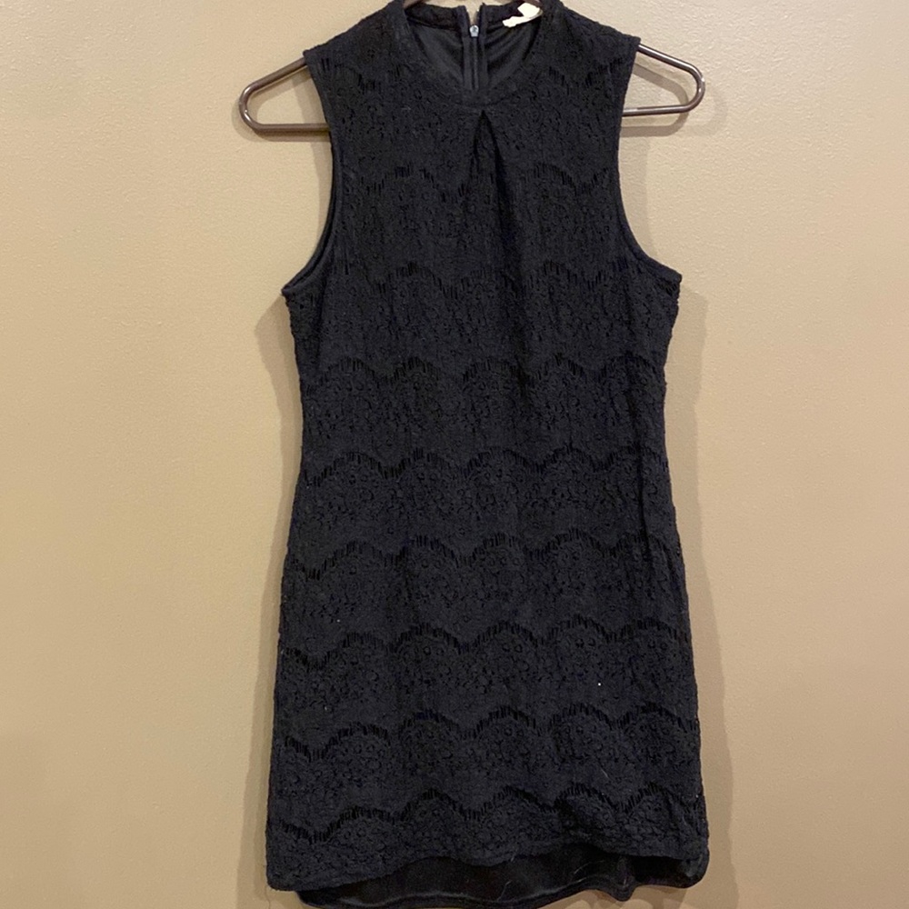 Black Lace sleeveless dress- Large